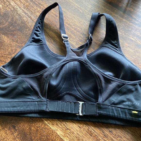 Nike Sports Bra - Picture 2 of 6